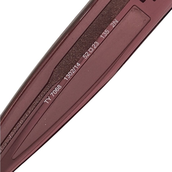 Tory Burch Eleanor Oval  Sunglasses with Orange Case - Picture 8 of 13